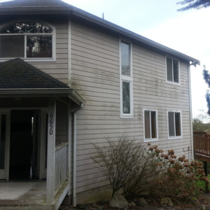 Roof Cleaning & Siding Cleaning in Everett, Washington